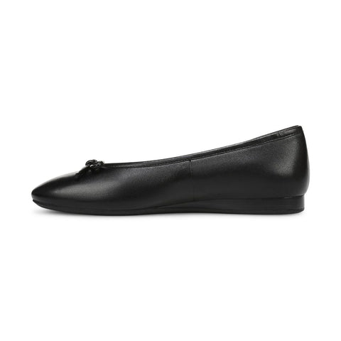 Larissa Wedge Flat