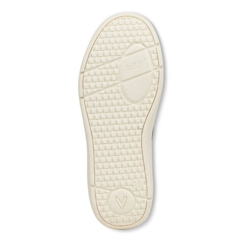 City Walk AXS Sneaker