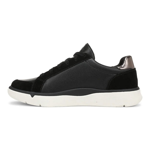 City Walk AXS Sneaker