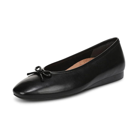 Larissa Wedge Flat