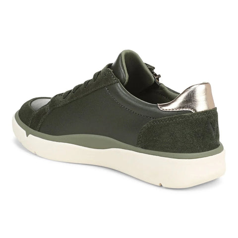 City Walk AXS Sneaker