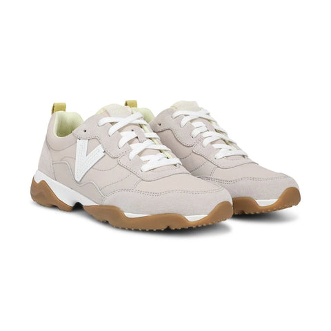 Walk Slim Glide Sneaker