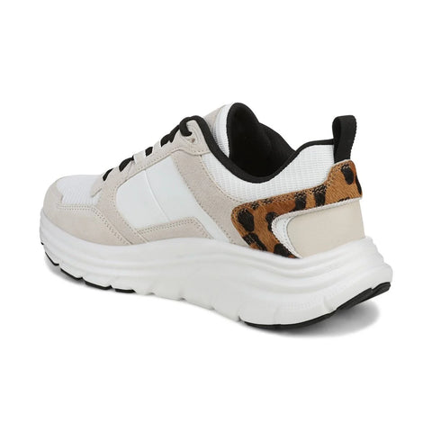 Walk Max Skyline Sneaker