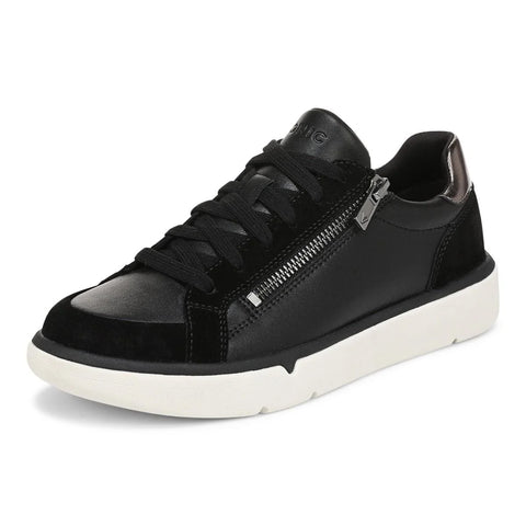City Walk AXS Sneaker